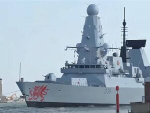 Стармер потврди: Испраќаме разорувач во Средоземното Море