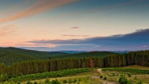 Стабилно, сончево со мала до умерена локална облачност – Временска прогноза за 13.3.2026