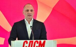 Филипче: Не дозволувам луѓе кои не сакаат ни да се потпишат да ја ситнат СДСМ