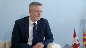 Aмбасадорот Зомер во интервју за „Бизнис објектив“ вели – растат инвестициите во Македонија има над 100 швајцарски компании