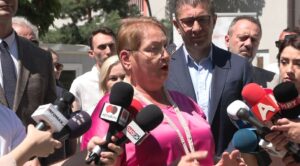 „Греота е, но факултетот мора да си сноси одговорност“ вели Jaневска за студентите кои овој месец не добиле студентски оброк