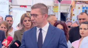 Премиерот повикува да се повлечат амандманите за Изборниот законик, СДСМ одбиваат